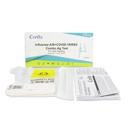 Zestaw testu CorDx Influenza A/B + COVID-19 + RSV Combo Ag do samokontroli, widoczne opakowanie, kasetka testowa, bufor, wymazówka, instrukcje i woreczek biohazard.