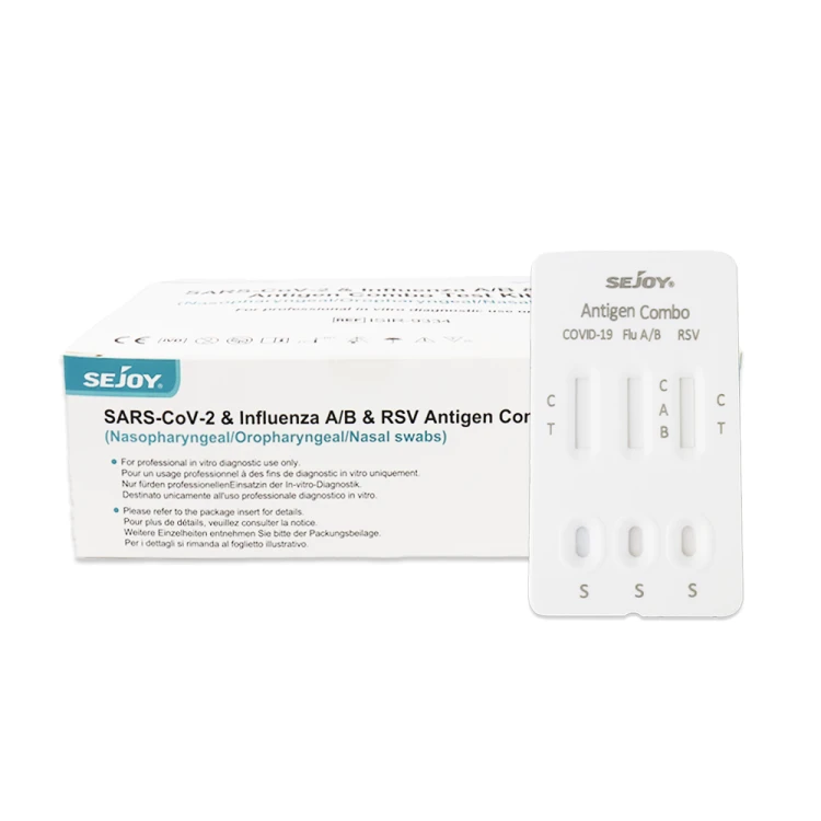 Zestaw testowy Sejoy SARS-CoV-2 &amp; Influenza A/B &amp; RSV Antigen Combo (kasetka testowa oraz opakowanie zbiorcze w tle, białe pudełko z niebieskimi elementami graficznymi).